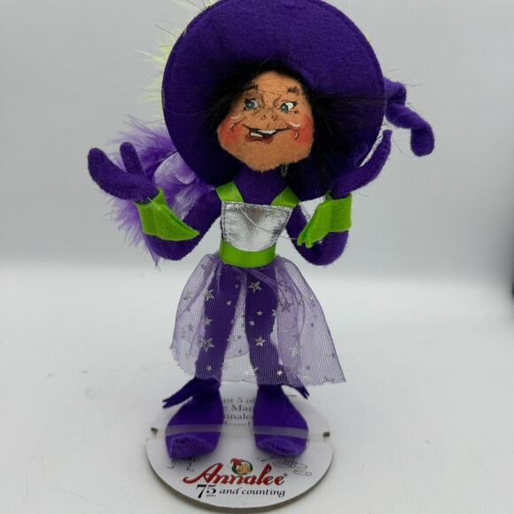Annalee 2019 Witch Elf Doll 9" Limited Edition Halloween Poseable Felt Figure - Picture 1 of 6